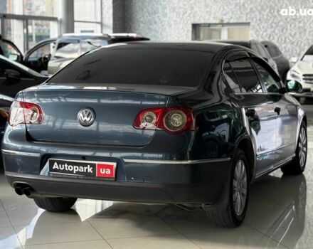 Синий Фольксваген Пассат, объемом двигателя 1.8 л и пробегом 135 тыс. км за 6690 $, фото 6 на Automoto.ua