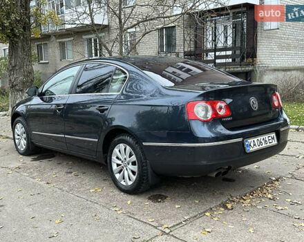 Синий Фольксваген Пассат, объемом двигателя 1.8 л и пробегом 208 тыс. км за 5900 $, фото 7 на Automoto.ua