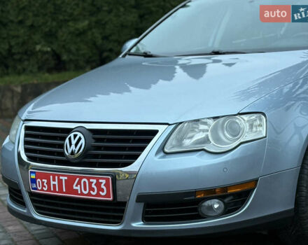 Синий Фольксваген Пассат, объемом двигателя 1.4 л и пробегом 210 тыс. км за 5650 $, фото 4 на Automoto.ua