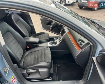 Синий Фольксваген Пассат, объемом двигателя 1.8 л и пробегом 185 тыс. км за 7999 $, фото 22 на Automoto.ua