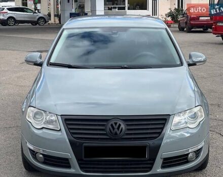Синий Фольксваген Пассат, объемом двигателя 1.97 л и пробегом 185 тыс. км за 8500 $, фото 4 на Automoto.ua