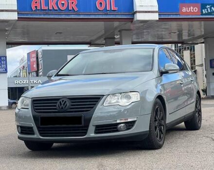 Синий Фольксваген Пассат, объемом двигателя 1.97 л и пробегом 185 тыс. км за 8500 $, фото 5 на Automoto.ua