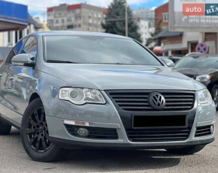 Синий Фольксваген Пассат, объемом двигателя 1.97 л и пробегом 185 тыс. км за 8500 $, фото 3 на Automoto.ua