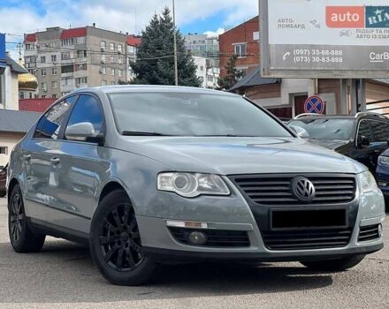 Синий Фольксваген Пассат, объемом двигателя 1.97 л и пробегом 185 тыс. км за 8500 $, фото 1 на Automoto.ua