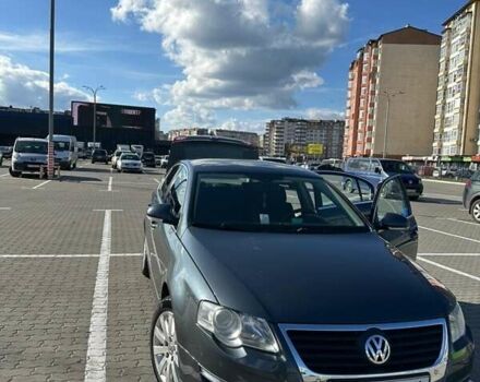 Синій Фольксваген Пассат, об'ємом двигуна 1.6 л та пробігом 250 тис. км за 7500 $, фото 1 на Automoto.ua