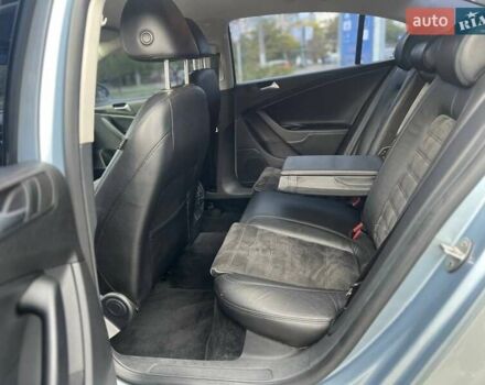 Синий Фольксваген Пассат, объемом двигателя 1.8 л и пробегом 185 тыс. км за 7999 $, фото 16 на Automoto.ua