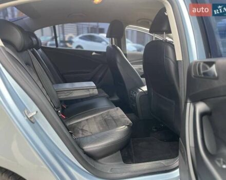 Синий Фольксваген Пассат, объемом двигателя 1.8 л и пробегом 185 тыс. км за 7999 $, фото 23 на Automoto.ua