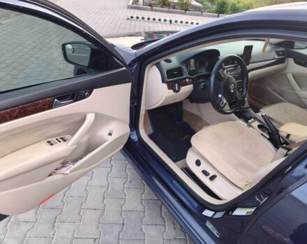 Синий Фольксваген Пассат, объемом двигателя 2.5 л и пробегом 400 тыс. км за 7500 $, фото 2 на Automoto.ua