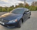Синий Фольксваген Пассат, объемом двигателя 2.5 л и пробегом 400 тыс. км за 7500 $, фото 1 на Automoto.ua