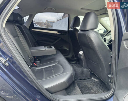 Синій Фольксваген Пассат, об'ємом двигуна 2.5 л та пробігом 177 тис. км за 9500 $, фото 19 на Automoto.ua