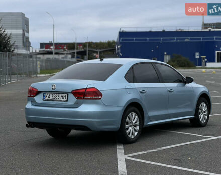 Синий Фольксваген Пассат, объемом двигателя 2.5 л и пробегом 197 тыс. км за 9400 $, фото 5 на Automoto.ua