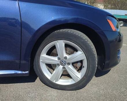 Синий Фольксваген Пассат, объемом двигателя 2.5 л и пробегом 216 тыс. км за 10500 $, фото 5 на Automoto.ua