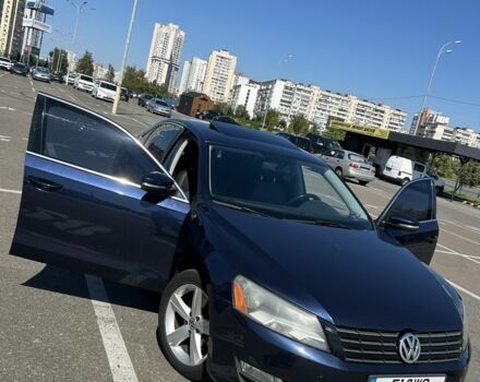 Фольксваген Пассат 2012 в Киеве на Automoto.ua Синий Фольксваген Пассат, объемом двигателя 2.5 л и пробегом 203 тыс. км за 9900 $, фото 7 на Automoto.ua
