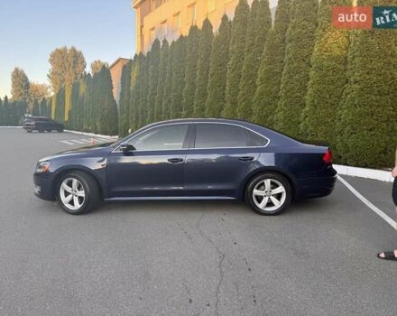 Синий Фольксваген Пассат, объемом двигателя 2.5 л и пробегом 272 тыс. км за 12000 $, фото 1 на Automoto.ua