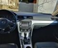 Синий Фольксваген Пассат, объемом двигателя 2.5 л и пробегом 240 тыс. км за 8000 $, фото 7 на Automoto.ua