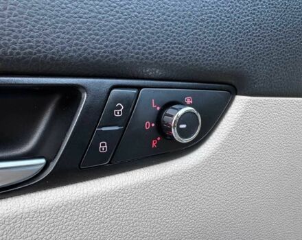 Синий Фольксваген Пассат, объемом двигателя 2.5 л и пробегом 330 тыс. км за 6790 $, фото 9 на Automoto.ua