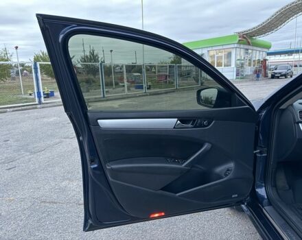 Синий Фольксваген Пассат, объемом двигателя 2.5 л и пробегом 205 тыс. км за 9100 $, фото 14 на Automoto.ua