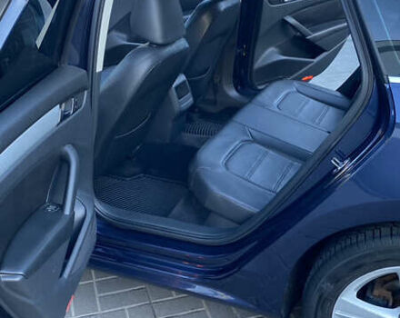 Синий Фольксваген Пассат, объемом двигателя 2.5 л и пробегом 210 тыс. км за 11300 $, фото 11 на Automoto.ua