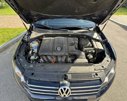 Синий Фольксваген Пассат, объемом двигателя 2.48 л и пробегом 114 тыс. км за 12750 $, фото 12 на Automoto.ua