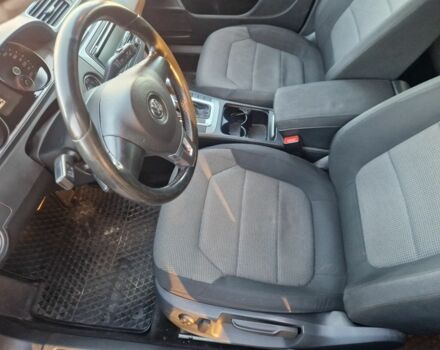 Синій Фольксваген Пассат, об'ємом двигуна 2 л та пробігом 320 тис. км за 4500 $, фото 3 на Automoto.ua