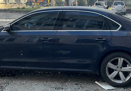 Синій Фольксваген Пассат, об'ємом двигуна 2.5 л та пробігом 223 тис. км за 7000 $, фото 3 на Automoto.ua