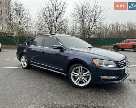 Синий Фольксваген Пассат, объемом двигателя 2 л и пробегом 262 тыс. км за 12000 $, фото 4 на Automoto.ua