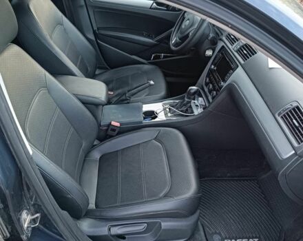 Синий Фольксваген Пассат, объемом двигателя 2.5 л и пробегом 306 тыс. км за 8800 $, фото 3 на Automoto.ua