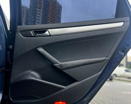 Синий Фольксваген Пассат, объемом двигателя 2.5 л и пробегом 273 тыс. км за 8300 $, фото 6 на Automoto.ua