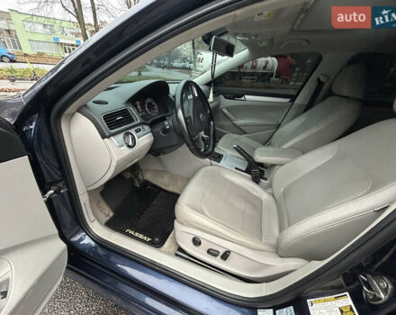 Синий Фольксваген Пассат, объемом двигателя 2 л и пробегом 262 тыс. км за 12000 $, фото 32 на Automoto.ua