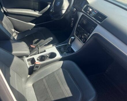 Фольксваген Пассат 2012 в Киеве на Automoto.ua Синий Фольксваген Пассат, объемом двигателя 2.5 л и пробегом 203 тыс. км за 9900 $, фото 21 на Automoto.ua