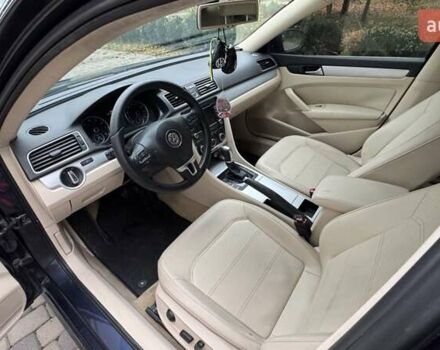 Синий Фольксваген Пассат, объемом двигателя 2.5 л и пробегом 271 тыс. км за 10200 $, фото 12 на Automoto.ua