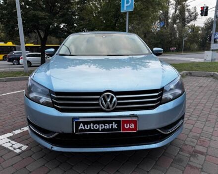 Синий Фольксваген Пассат, объемом двигателя 2.5 л и пробегом 330 тыс. км за 6790 $, фото 1 на Automoto.ua