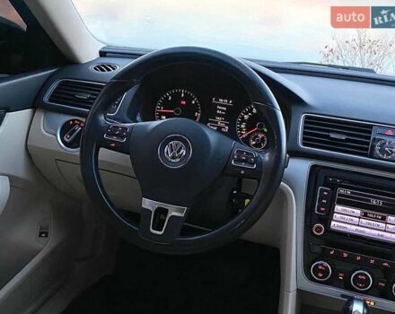 Фольксваген Пассат 2012 в Днепре (Днепропетровске) на Automoto.ua Синий Фольксваген Пассат, объемом двигателя 2 л и пробегом 280 тыс. км за 11450 $, фото 12 на Automoto.ua
