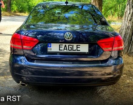 Синій Фольксваген Пассат, об'ємом двигуна 2.5 л та пробігом 205 тис. км за 10100 $, фото 2 на Automoto.ua