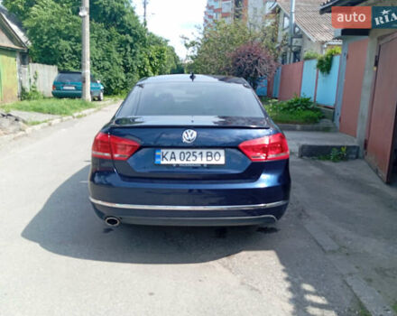 Синий Фольксваген Пассат, объемом двигателя 2.48 л и пробегом 355 тыс. км за 9500 $, фото 1 на Automoto.ua