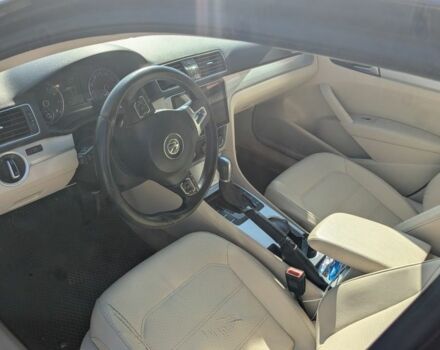 Синий Фольксваген Пассат, объемом двигателя 2.5 л и пробегом 258 тыс. км за 8500 $, фото 7 на Automoto.ua