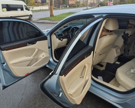 Синий Фольксваген Пассат, объемом двигателя 2.5 л и пробегом 305 тыс. км за 9200 $, фото 6 на Automoto.ua