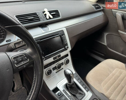 Синий Фольксваген Пассат, объемом двигателя 1.4 л и пробегом 200 тыс. км за 9300 $, фото 23 на Automoto.ua