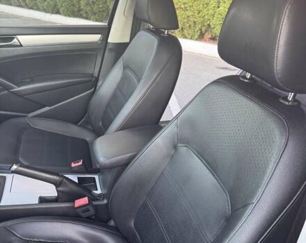 Синий Фольксваген Пассат, объемом двигателя 2.5 л и пробегом 272 тыс. км за 12000 $, фото 6 на Automoto.ua