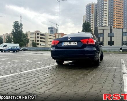 Синий Фольксваген Пассат, объемом двигателя 2.5 л и пробегом 273 тыс. км за 8300 $, фото 2 на Automoto.ua