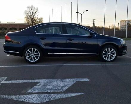 Синий Фольксваген Пассат, объемом двигателя 1.8 л и пробегом 150 тыс. км за 10500 $, фото 5 на Automoto.ua