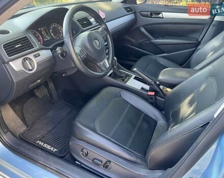 Синій Фольксваген Пассат, об'ємом двигуна 2.48 л та пробігом 180 тис. км за 10000 $, фото 6 на Automoto.ua