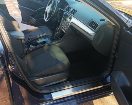 Синій Фольксваген Пассат, об'ємом двигуна 2.5 л та пробігом 157 тис. км за 9700 $, фото 17 на Automoto.ua