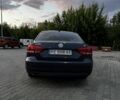 Синий Фольксваген Пассат, объемом двигателя 2.5 л и пробегом 213 тыс. км за 8800 $, фото 4 на Automoto.ua