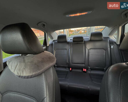 Синій Фольксваген Пассат, об'ємом двигуна 2.5 л та пробігом 198 тис. км за 8800 $, фото 16 на Automoto.ua