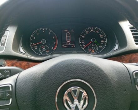 Синий Фольксваген Пассат, объемом двигателя 2.5 л и пробегом 300 тыс. км за 9000 $, фото 6 на Automoto.ua