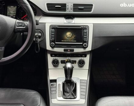 Синий Фольксваген Пассат, объемом двигателя 2 л и пробегом 263 тыс. км за 11690 $, фото 28 на Automoto.ua