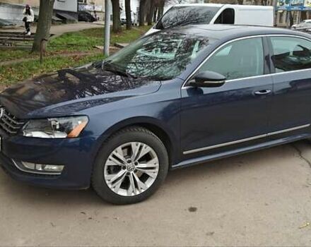 Синий Фольксваген Пассат, объемом двигателя 2 л и пробегом 239 тыс. км за 12200 $, фото 1 на Automoto.ua