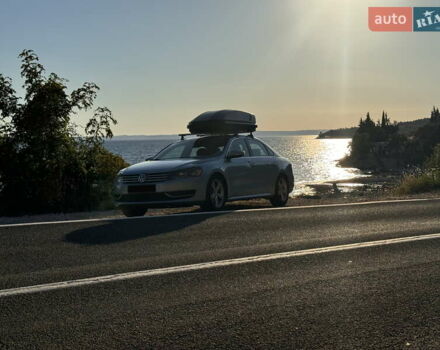 Синій Фольксваген Пассат, об'ємом двигуна 2.5 л та пробігом 198 тис. км за 8800 $, фото 4 на Automoto.ua