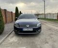 Синий Фольксваген Пассат, объемом двигателя 1.6 л и пробегом 180 тыс. км за 9999 $, фото 1 на Automoto.ua